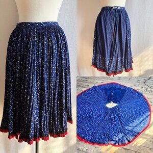 Vintage Hungarian Blue Floral Print Traditional Folk Skirt